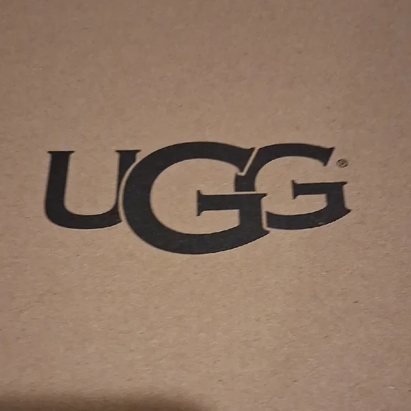 UGG Red Mini Bailey Bow Boots - Picture 6 of 14
